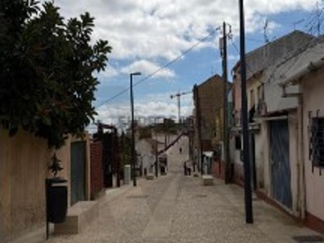 Terreno Urbano de 103,5 m² com PIP aprovado, Quinta do Ferro na Graça em Lisboa