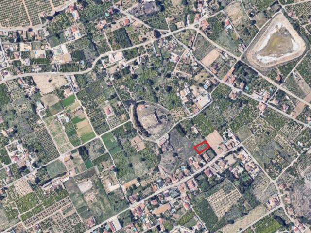 Terreno urbano de 1.260m2 dentro de Plan Parcial