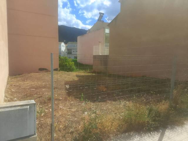 Terreno urbano de 221m en la entrada de Villalonga