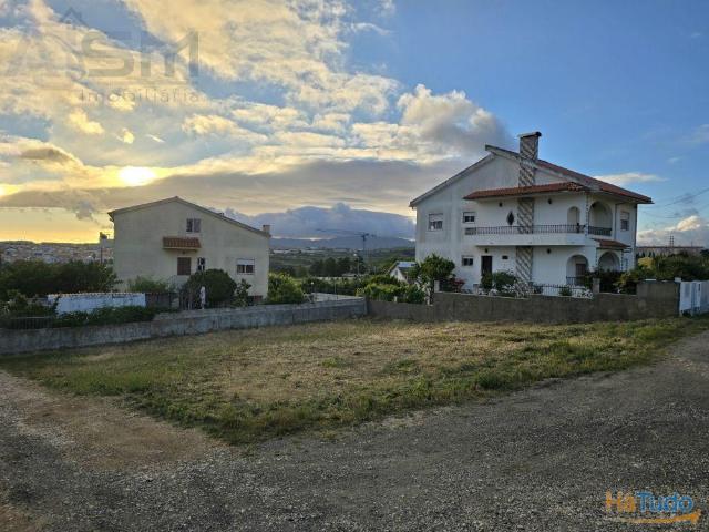 Terreno urbano de 230m² para construção de moradia em Porto Salvo, concelho de Oeiras | 26074087218