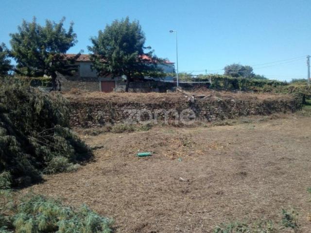 Terreno Urbano de Gaveto em Venade, Caminha