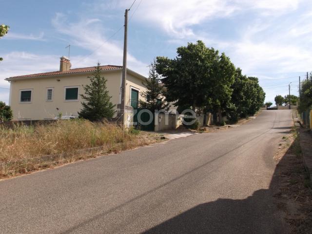TERRENO URBANO EM TOMAR