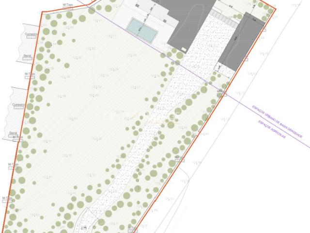 Terreno urbano em Almoçageme 4.309 m² de Potencial e Privacidade