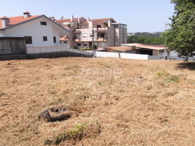 Terreno urbano em Lobão Santa Maria da Feira