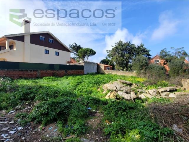 Terreno Urbano em Mem Martins, Sintra