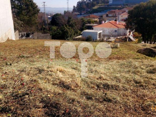 Terreno urbano em Pedroso Vila Nova de Gaia | 26063674229