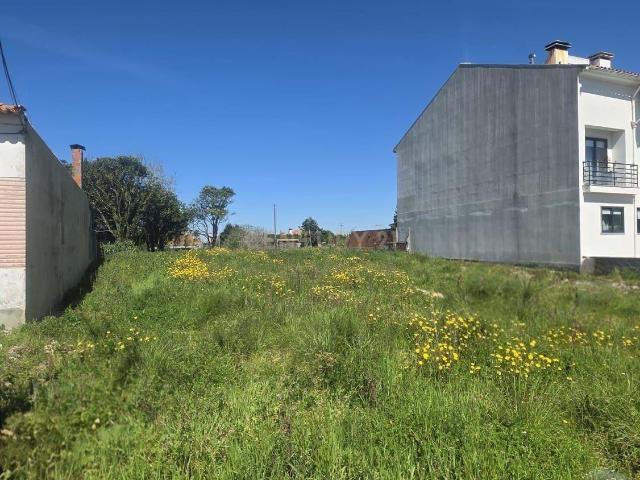 Terreno Urbano em Quintãs, Oliveirinha Aveiro