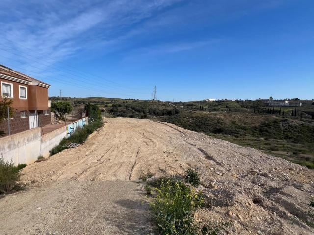 TERRENO URBANO EN URBANIZACIÓN EL CHORRICO