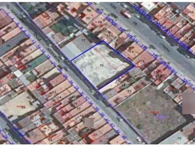 Terreno urbano en venta en C/Azofairon Dos Hermanas Sevilla
