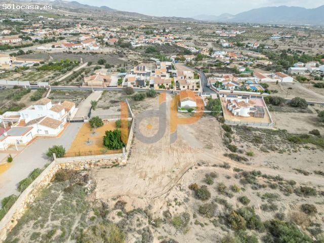 Terreno urbano en Venta en Huercal Overa, Almería
