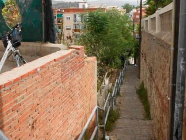 Terreno urbano en venta en lugar Agudells