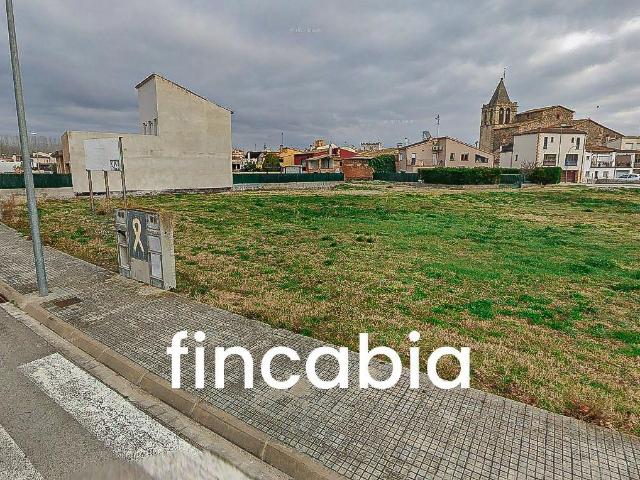 Terreno urbano en venta en Riudarenes – Solar edificable en Can Campà 37