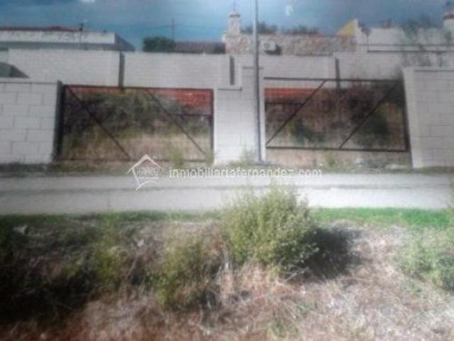 Terreno urbano en Venta en Santa Marta de Magasca, Cáceres