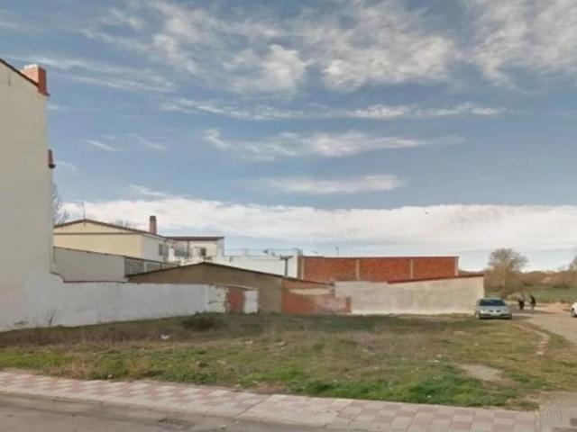 TERRENO URBANO EN LA VEGA OTERUELO. LEÓN