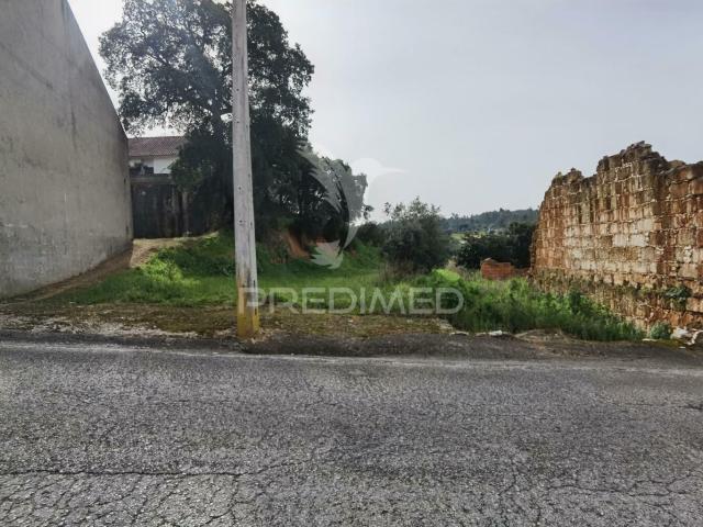 Terreno urbano Espinheiro / Alcanena