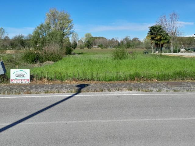 Terreno urbano in Vendita a Santa Maria di Sala