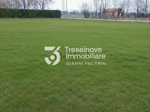 Terreno urbano in Vendita a Paese