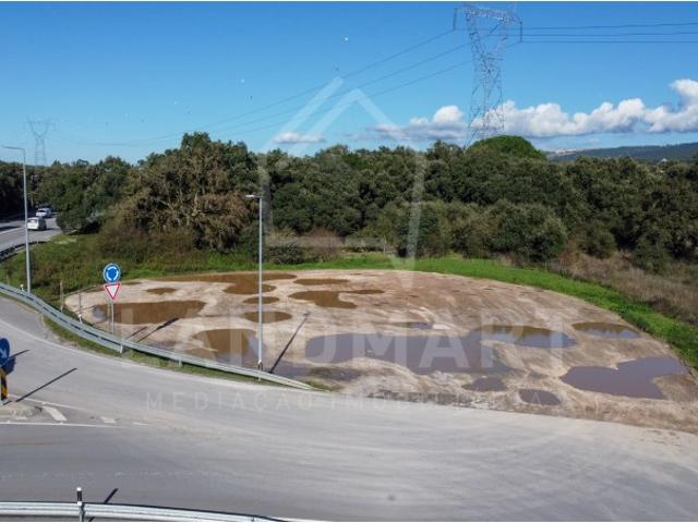 Terreno Urbano, Junto ao Ic2