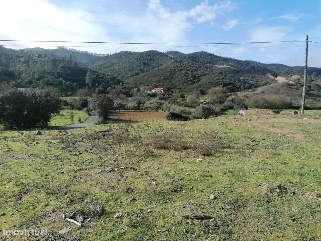 Terreno urbano na zona de Ribeira de Odelouca, freguesia So Barnab