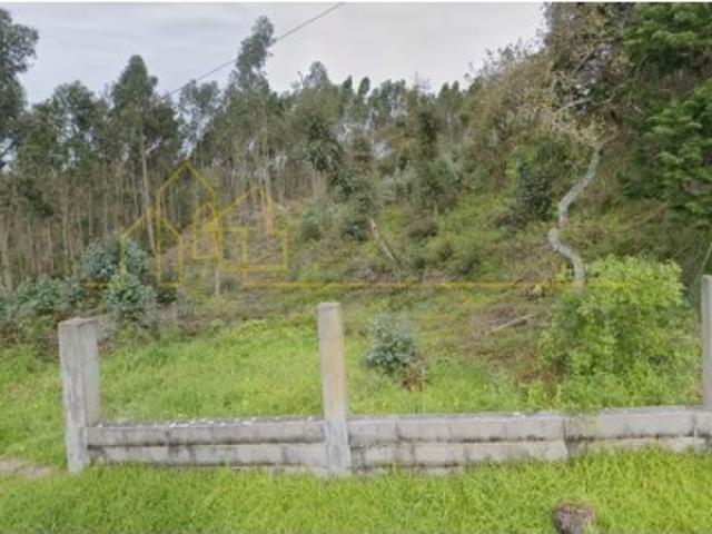 Terreno urbano na Maceira