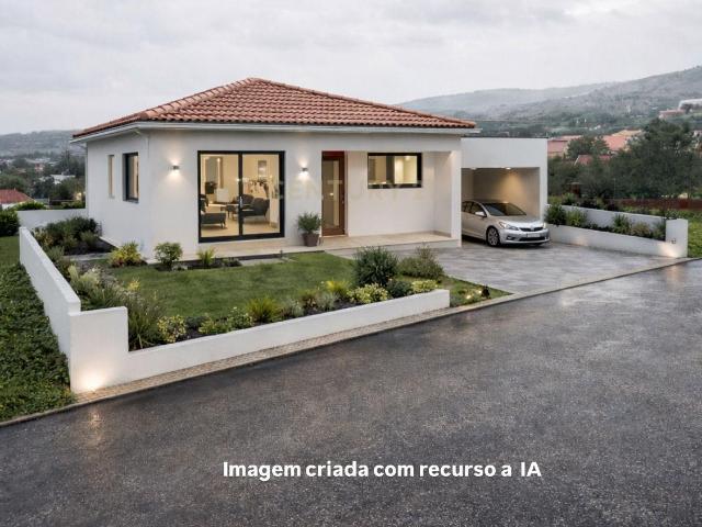 Terreno Urbano para Construção | 590 m² | Mem Martins