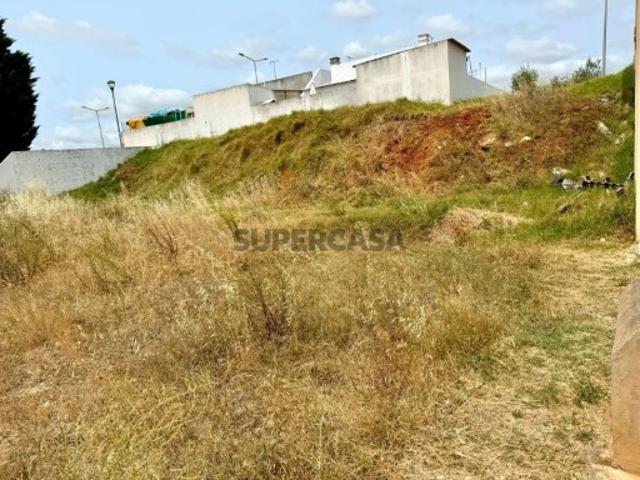 Terreno Urbano para Construção