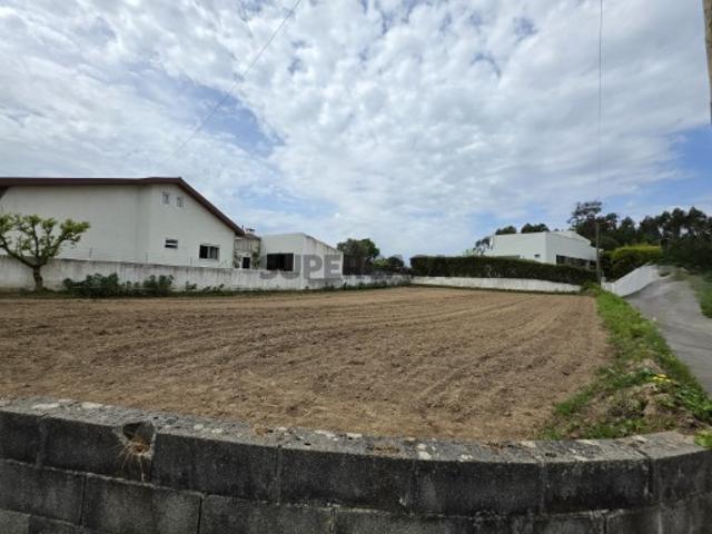 Terreno Urbano para construção Unifamiliar em Mataduços!
