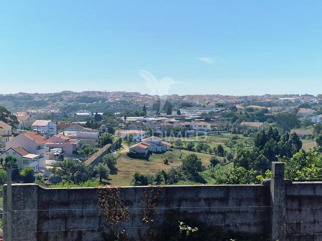 Terreno Urbano para construção com 345 m²