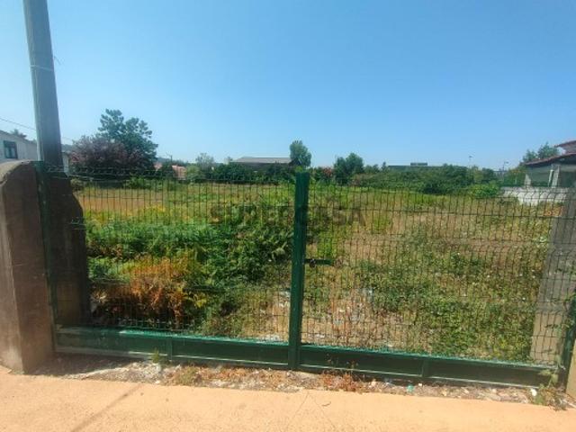 Terreno Urbano para construção em altura no centro de Valongo