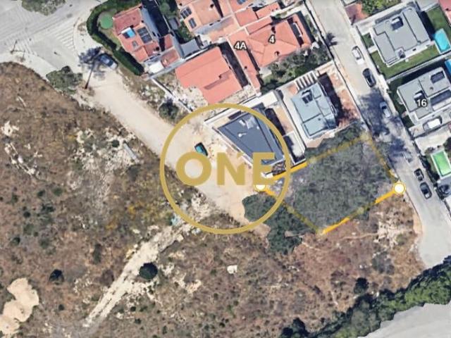 Terreno Urbano para Construção na Aroeira