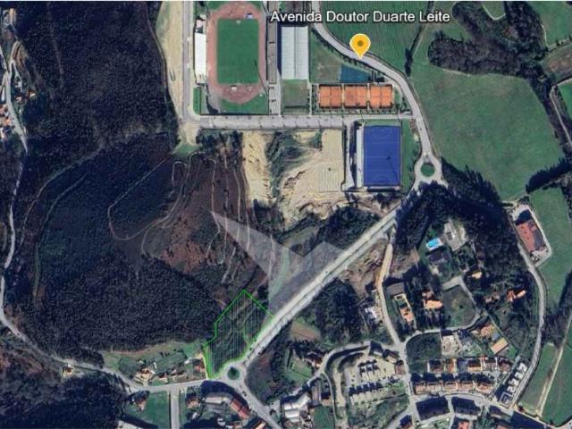 Terreno Urbano para Desenvolvimento Residencial em Cristelos | Lousada