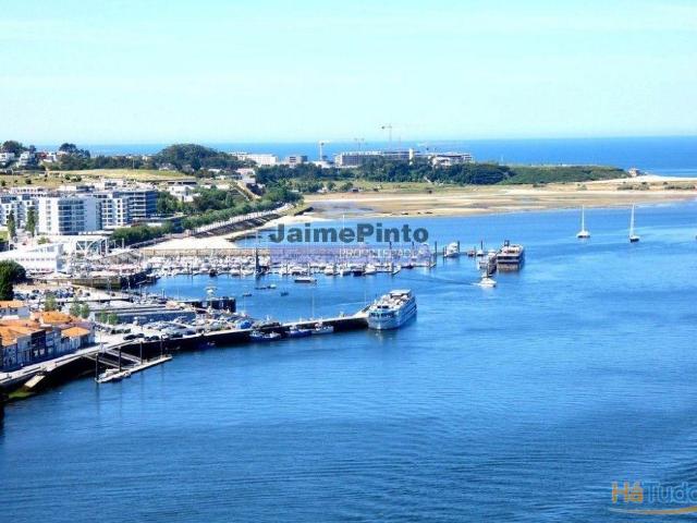 Terreno Urbano para edificação de edifícios de Apartamentos. Portugal, Porto, V. N. de Gaia. | 26084062415