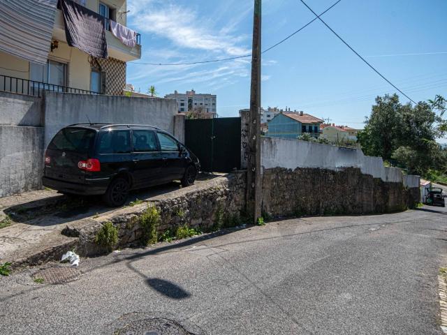 Terreno Urbano para venda em A da Beja Amadora