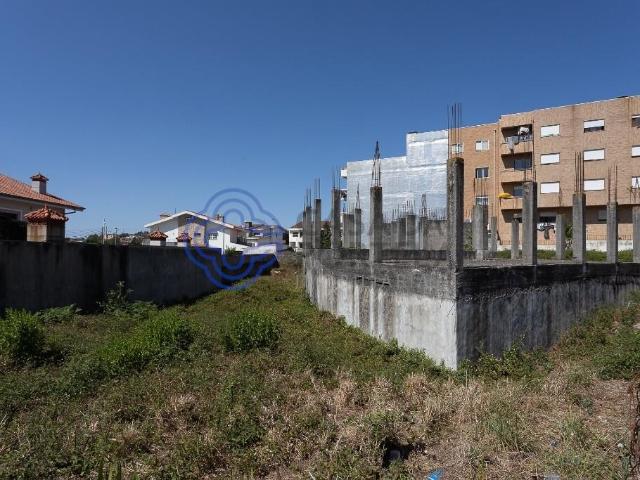 Terreno urbano prédio Multifamiliar – Campo Valongo
