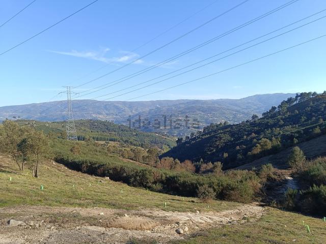 Terreno, Valadares