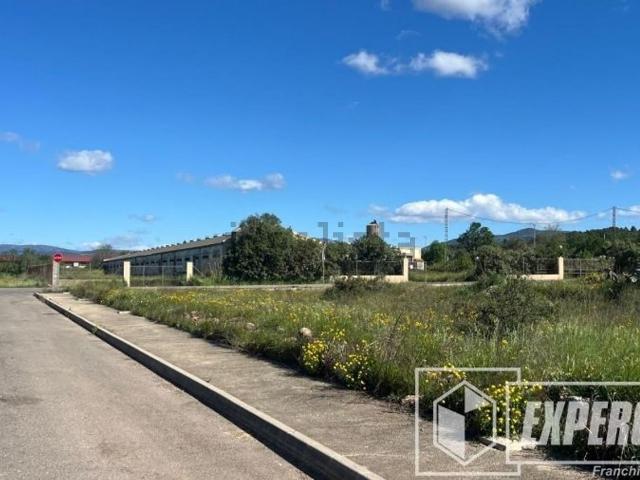 Terreno, Vall d&apos Alba