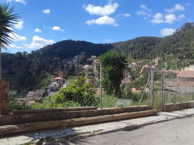 Terreno, Vallirana