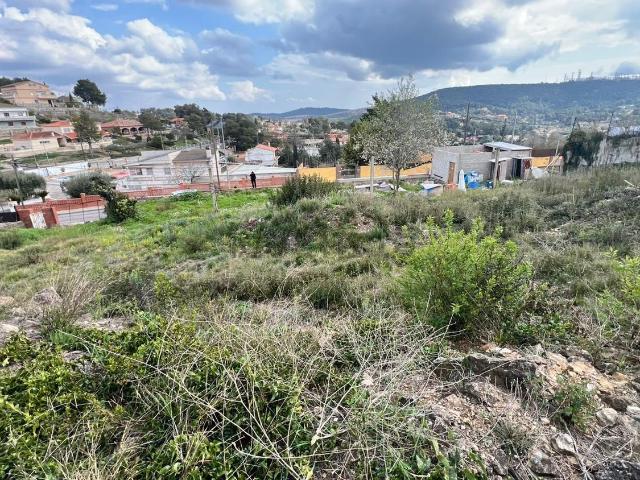 Terreno, Vallirana