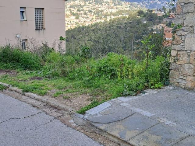 Terreno, Vallirana