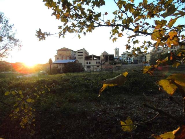 Terreno, Vic