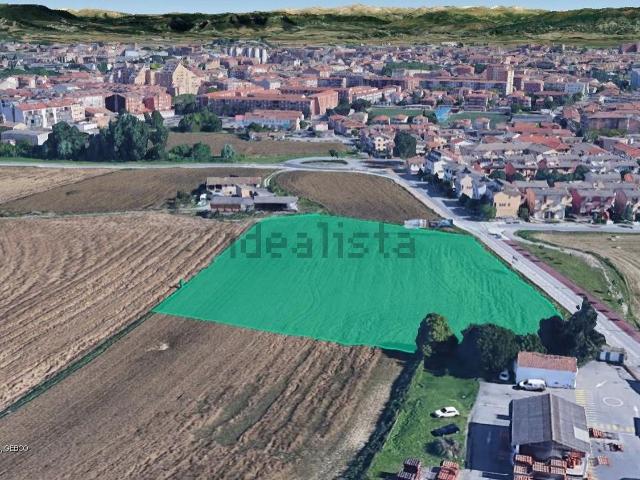 Terreno, Vic