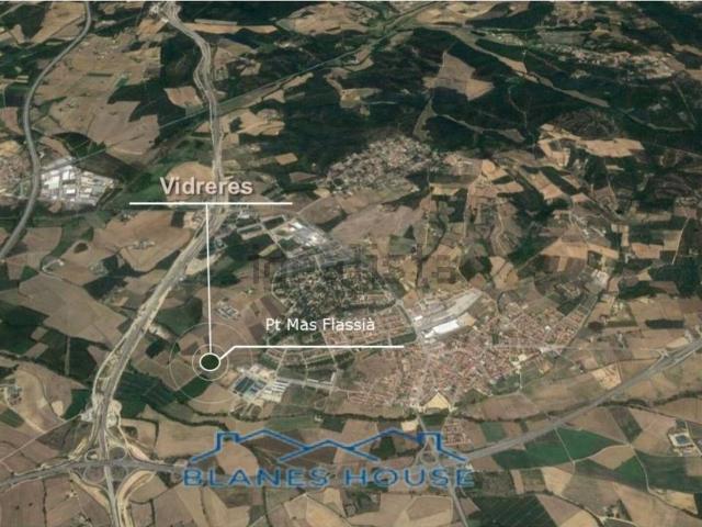 Terreno, Vidreres