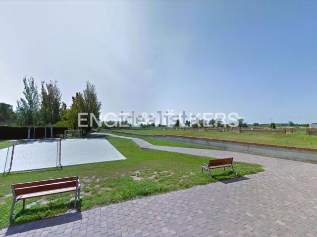 Terreno, Vila Sacra