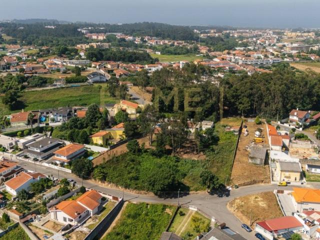 Terreno, Vilar do Paraíso