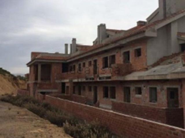 Terreno, Villanueva del Rosario