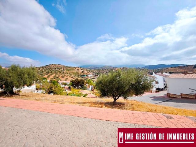 Terreno, Viñuela