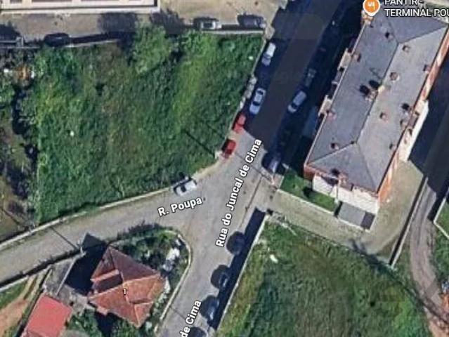 Terreno 155,6 m² em Santo Tirso, Couto e Burgães