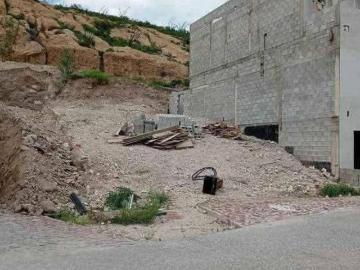 TERRENO 180 M2 ALTOZANO