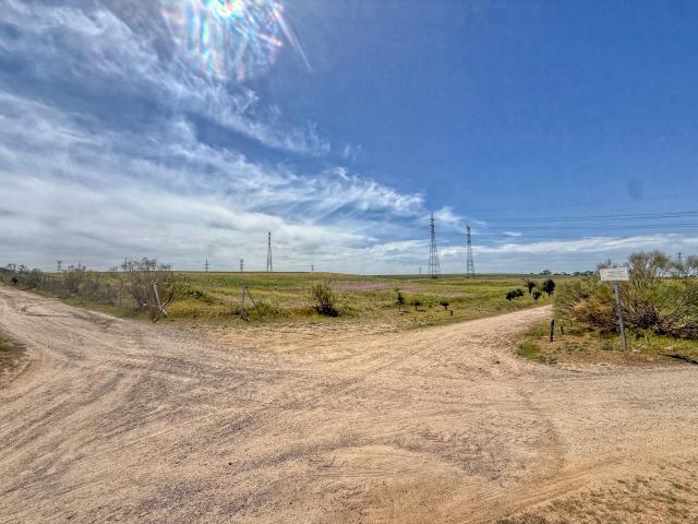 Terreno 181421 m2