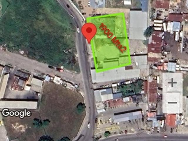 Terreno 1900M2 con ferretería LAS FLORES GUATIRE